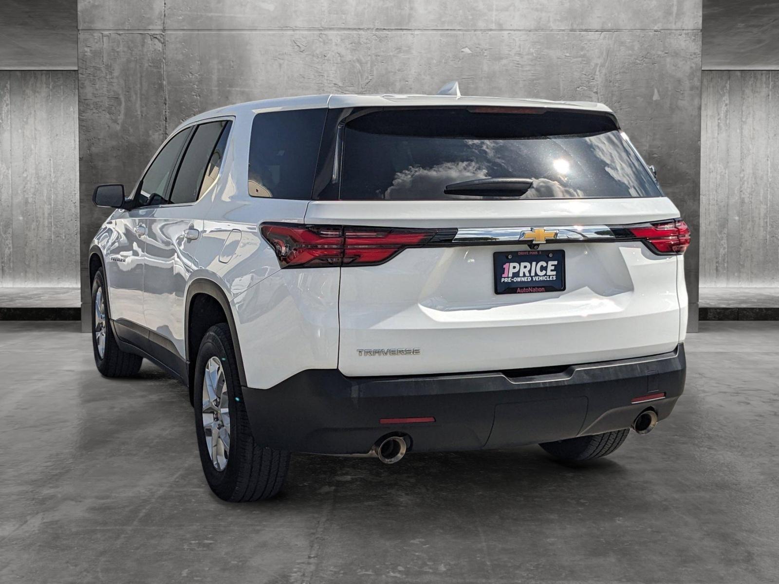 2022 Chevrolet Traverse Vehicle Photo in MIAMI, FL 33172-3015