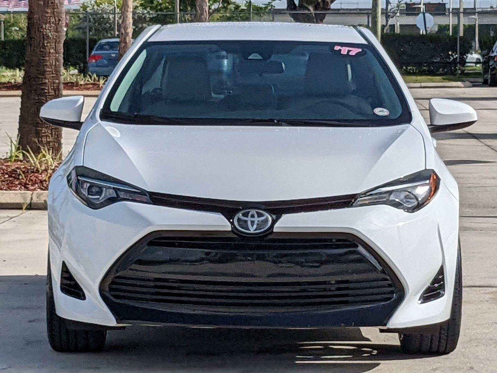 2017 Toyota Corolla Vehicle Photo in Davie, FL 33331