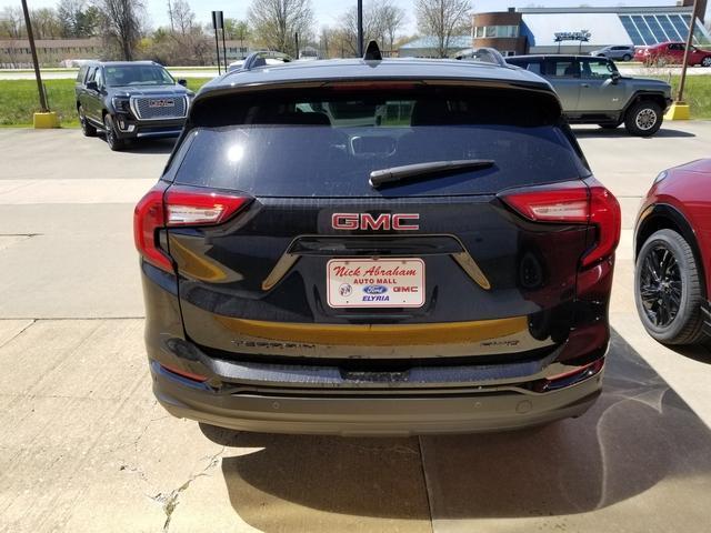 2024 GMC Terrain Vehicle Photo in ELYRIA, OH 44035-6349