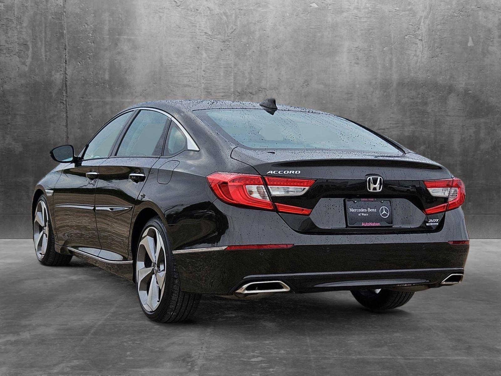 2018 Honda Accord Sedan Vehicle Photo in NORTH RICHLAND HILLS, TX 76180-7199