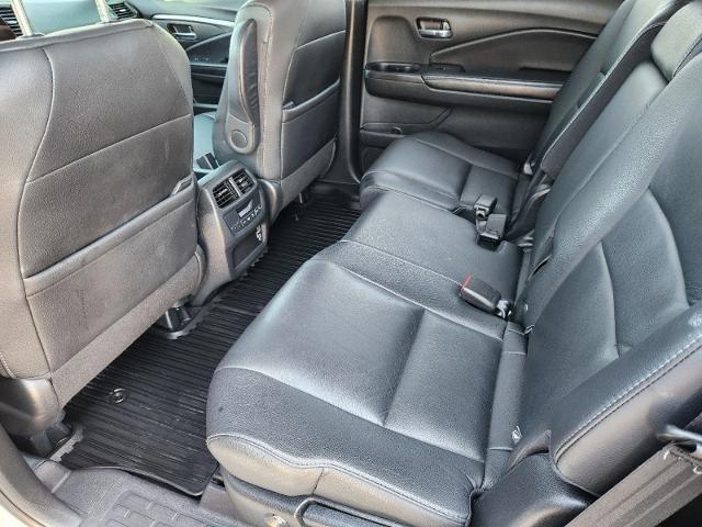 2021 Honda Pilot Vehicle Photo in Denison, TX 75020