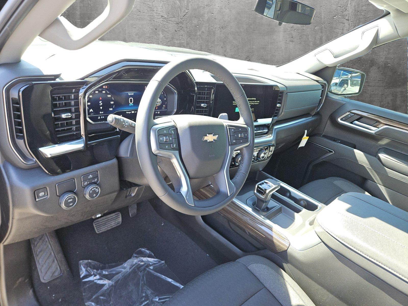 2025 Chevrolet Silverado 1500 Vehicle Photo in NORTH RICHLAND HILLS, TX 76180-7199