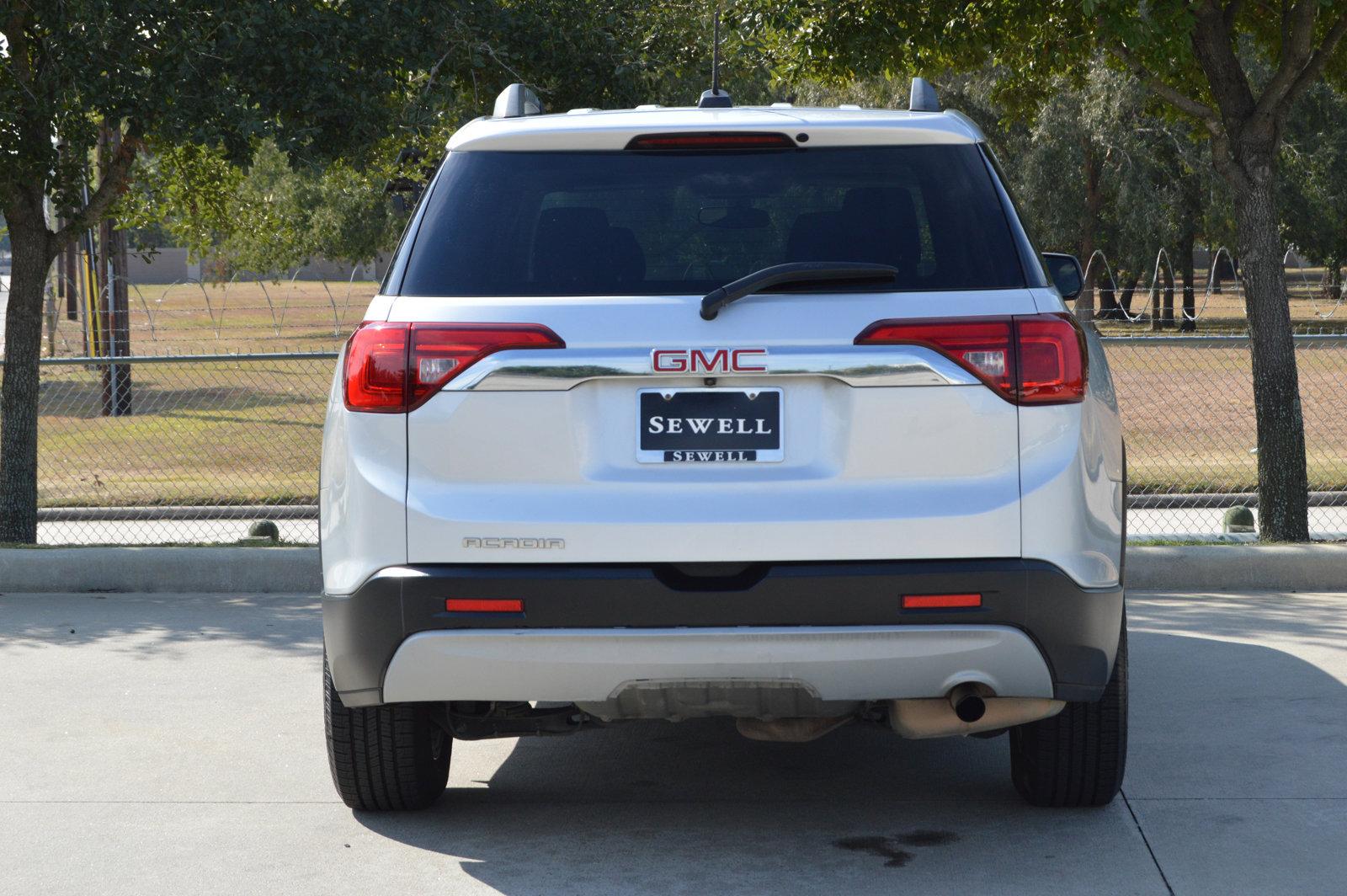 2017 GMC Acadia Vehicle Photo in Houston, TX 77090