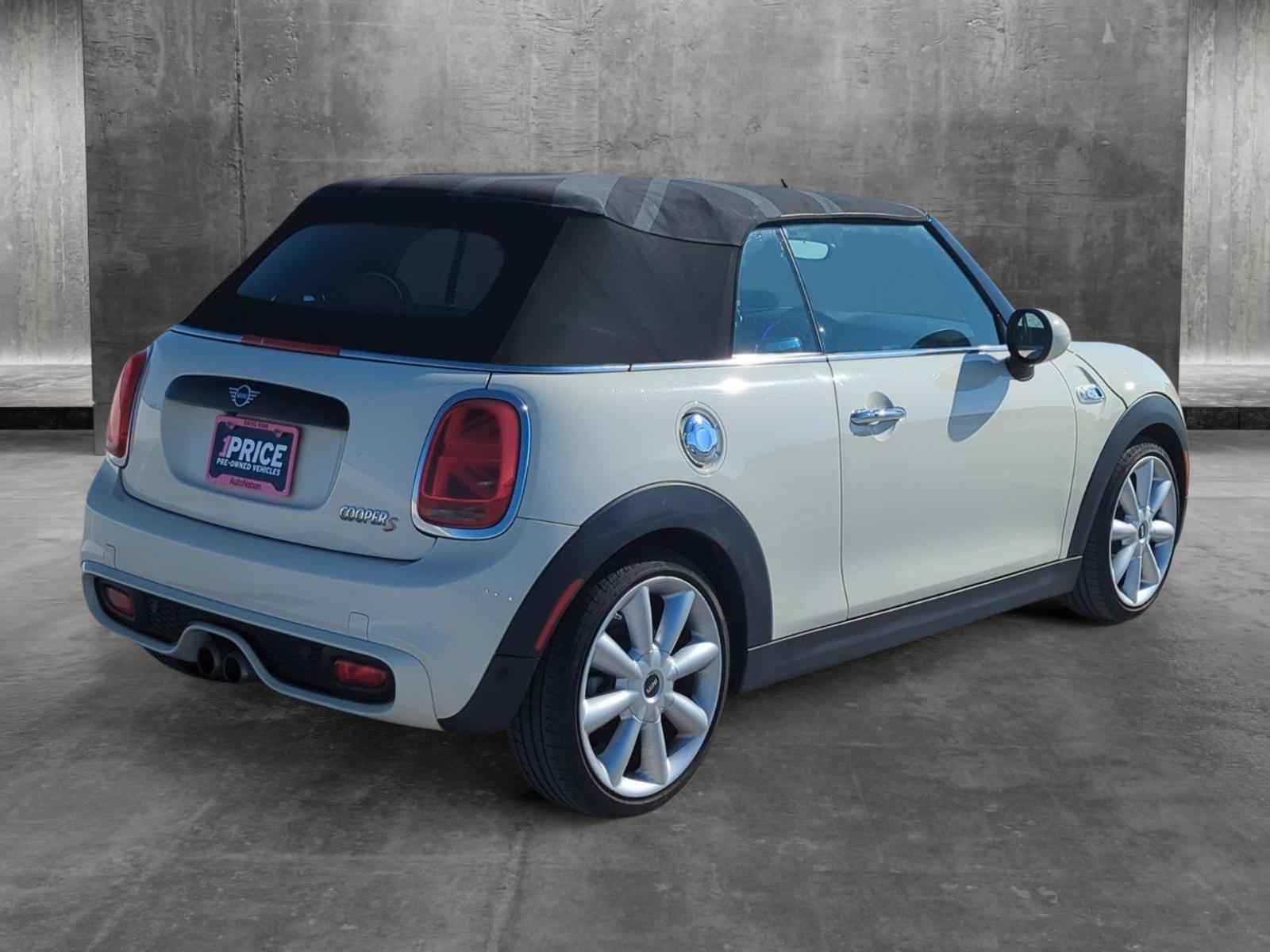 2019 MINI Cooper S Convertible Vehicle Photo in Ft. Myers, FL 33907