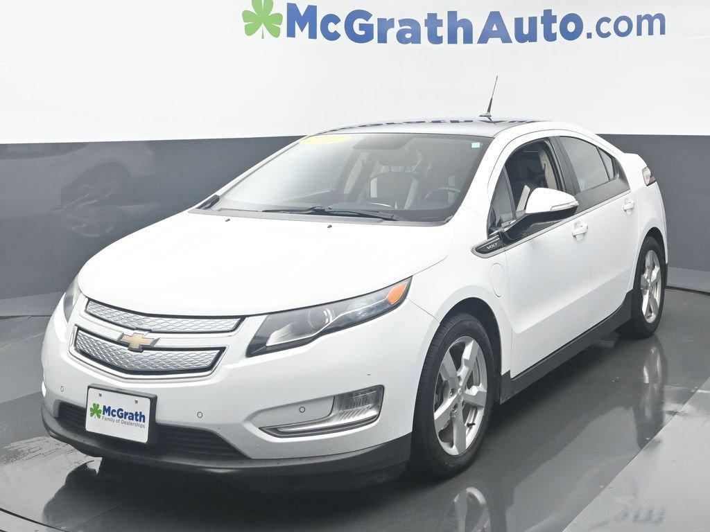 2012 Chevrolet Volt Vehicle Photo in Cedar Rapids, IA 52402