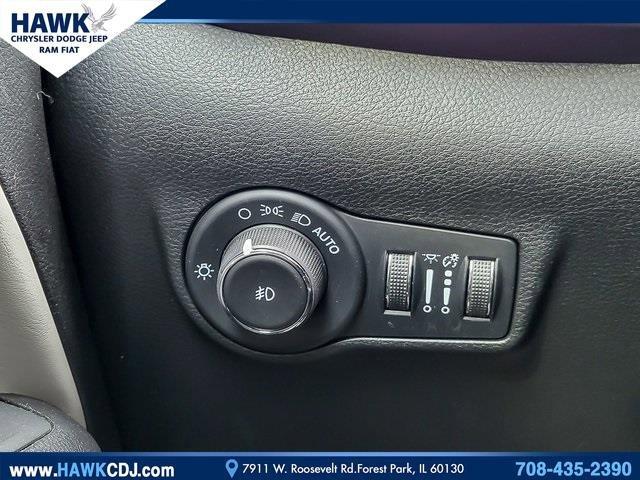 2023 Jeep Compass Vehicle Photo in Saint Charles, IL 60174