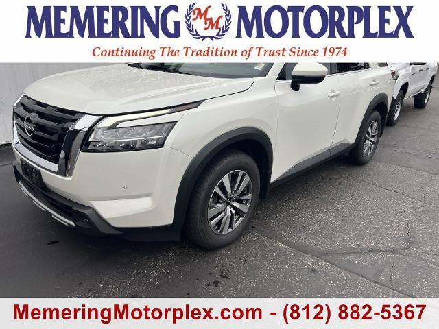 2023 Nissan Pathfinder Vehicle Photo in VINCENNES, IN 47591-5519