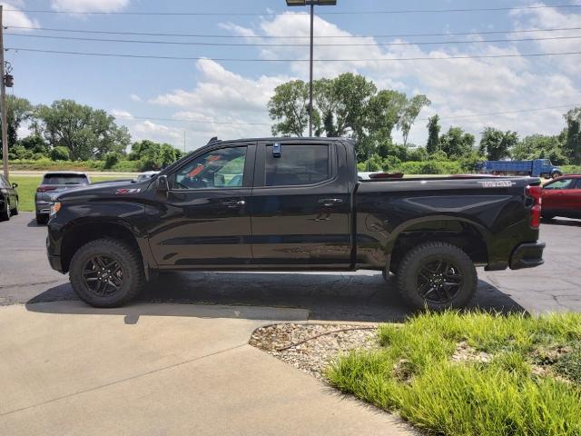 2024 Chevrolet Silverado 1500 Vehicle Photo in MANHATTAN, KS 66502-5036