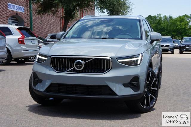 2024 Volvo XC40 Vehicle Photo in Houston, TX 77007