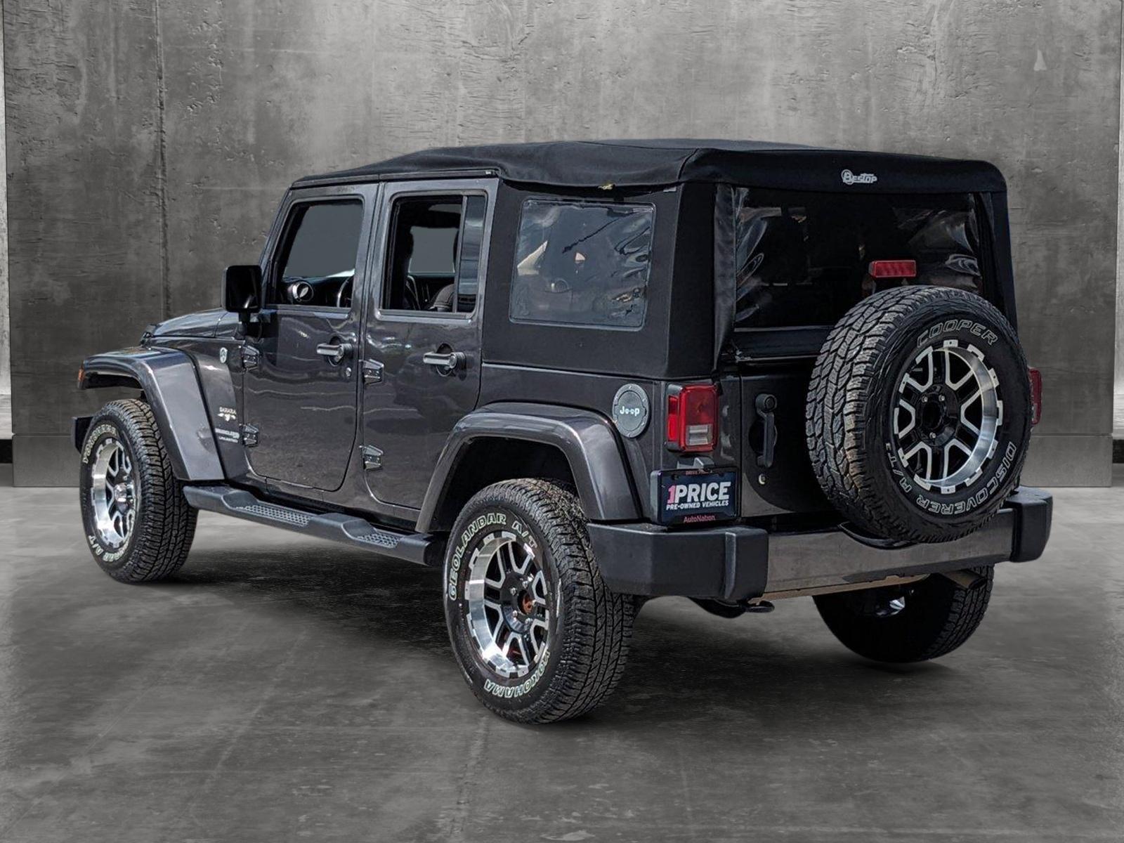 2018 Jeep Wrangler JK Unlimited Vehicle Photo in Tampa, FL 33614