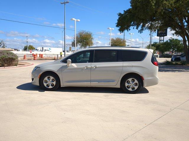 2017 Chrysler Pacifica Vehicle Photo in SELMA, TX 78154-1459