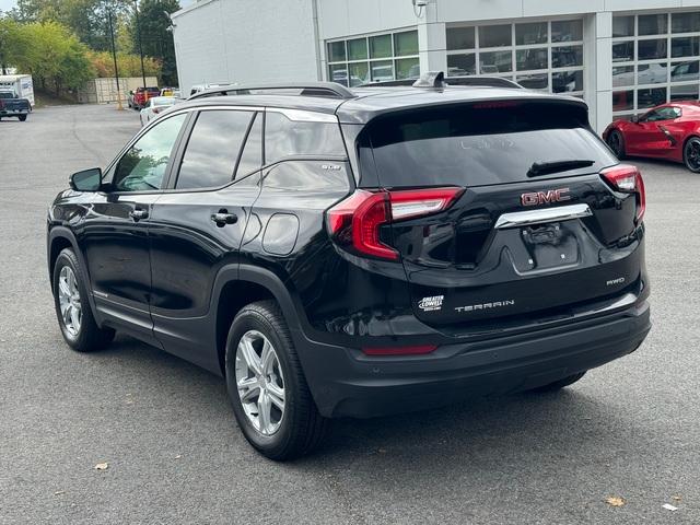 2024 GMC Terrain Vehicle Photo in LOWELL, MA 01852-4336