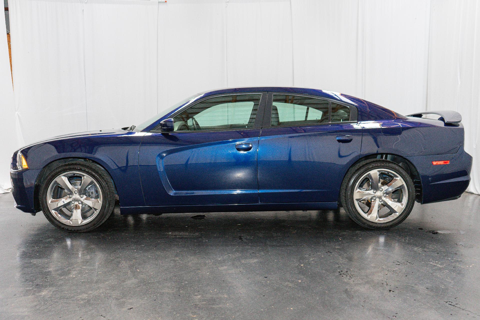 2013 Dodge Charger Vehicle Photo in SMYRNA, DE 19977-2874