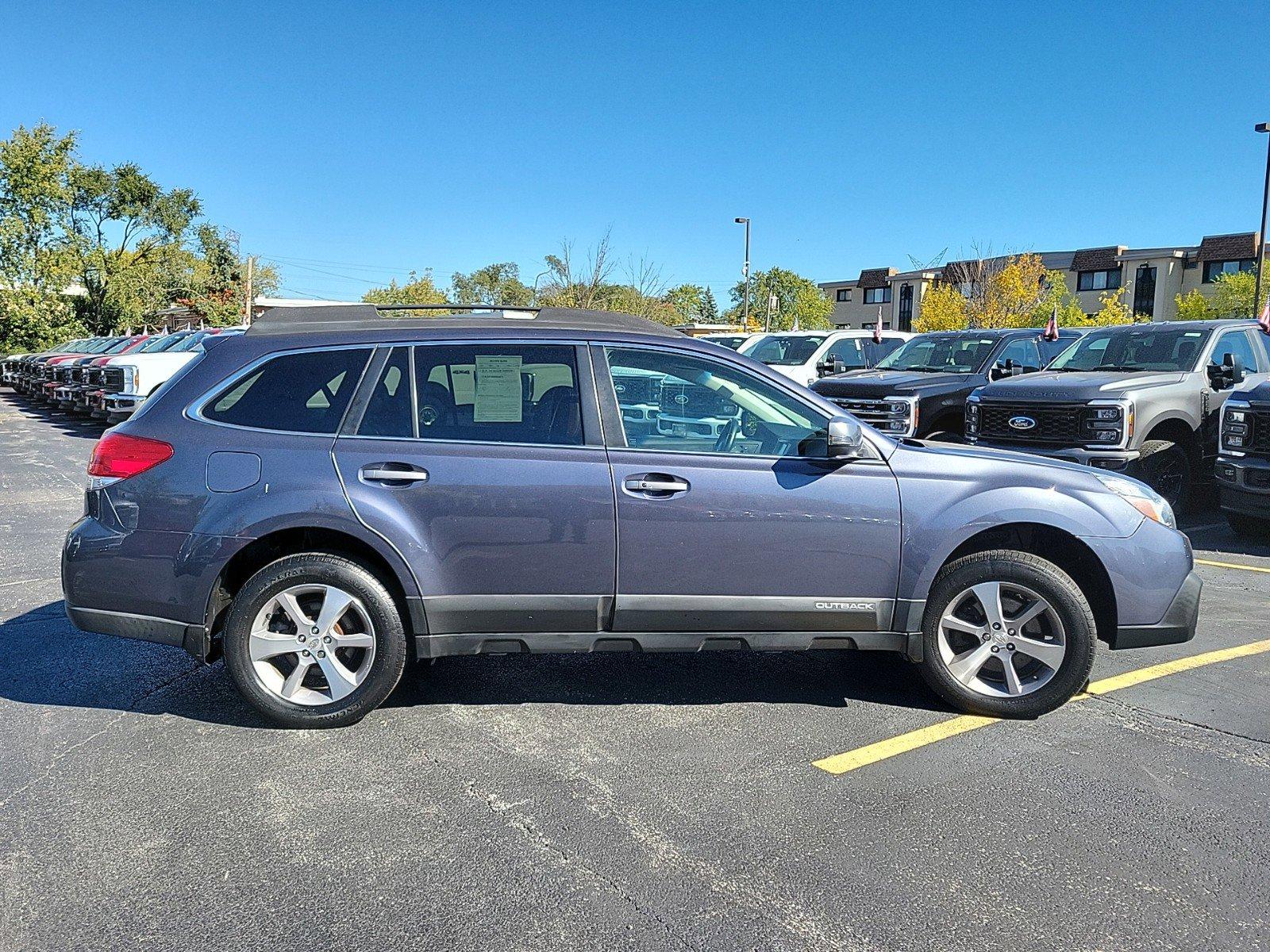 2014 Subaru Outback Vehicle Photo in Saint Charles, IL 60174