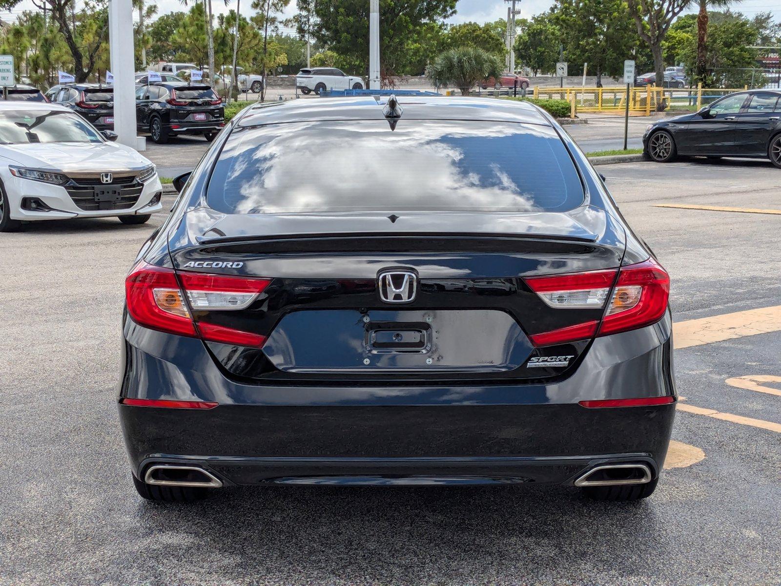 2022 Honda Accord Sedan Vehicle Photo in Miami, FL 33015