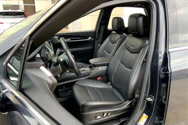 2022 Cadillac XT5 Vehicle Photo in TOPEKA, KS 66609-0000