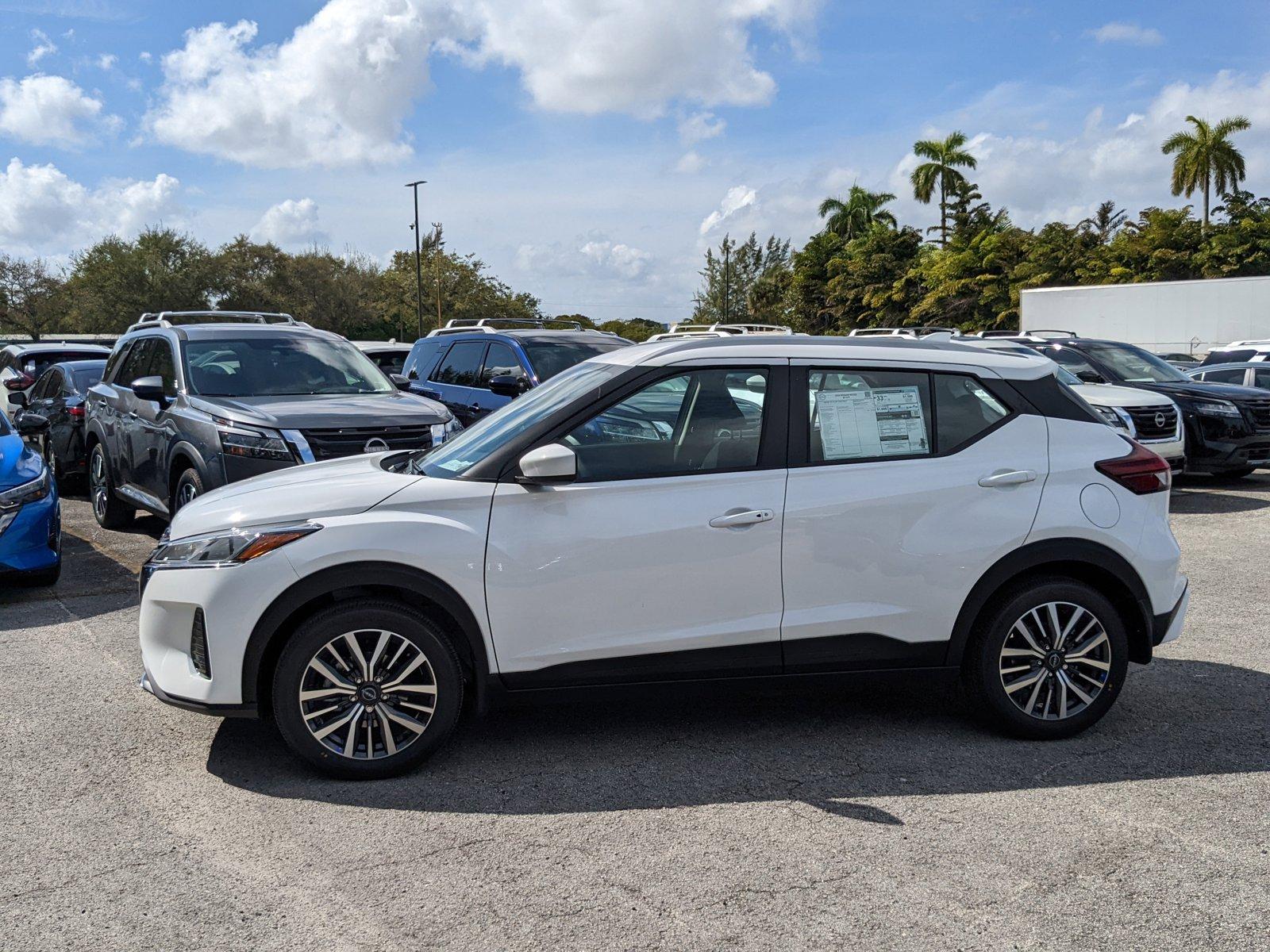 2024 Nissan Kicks Vehicle Photo in Miami, FL 33135