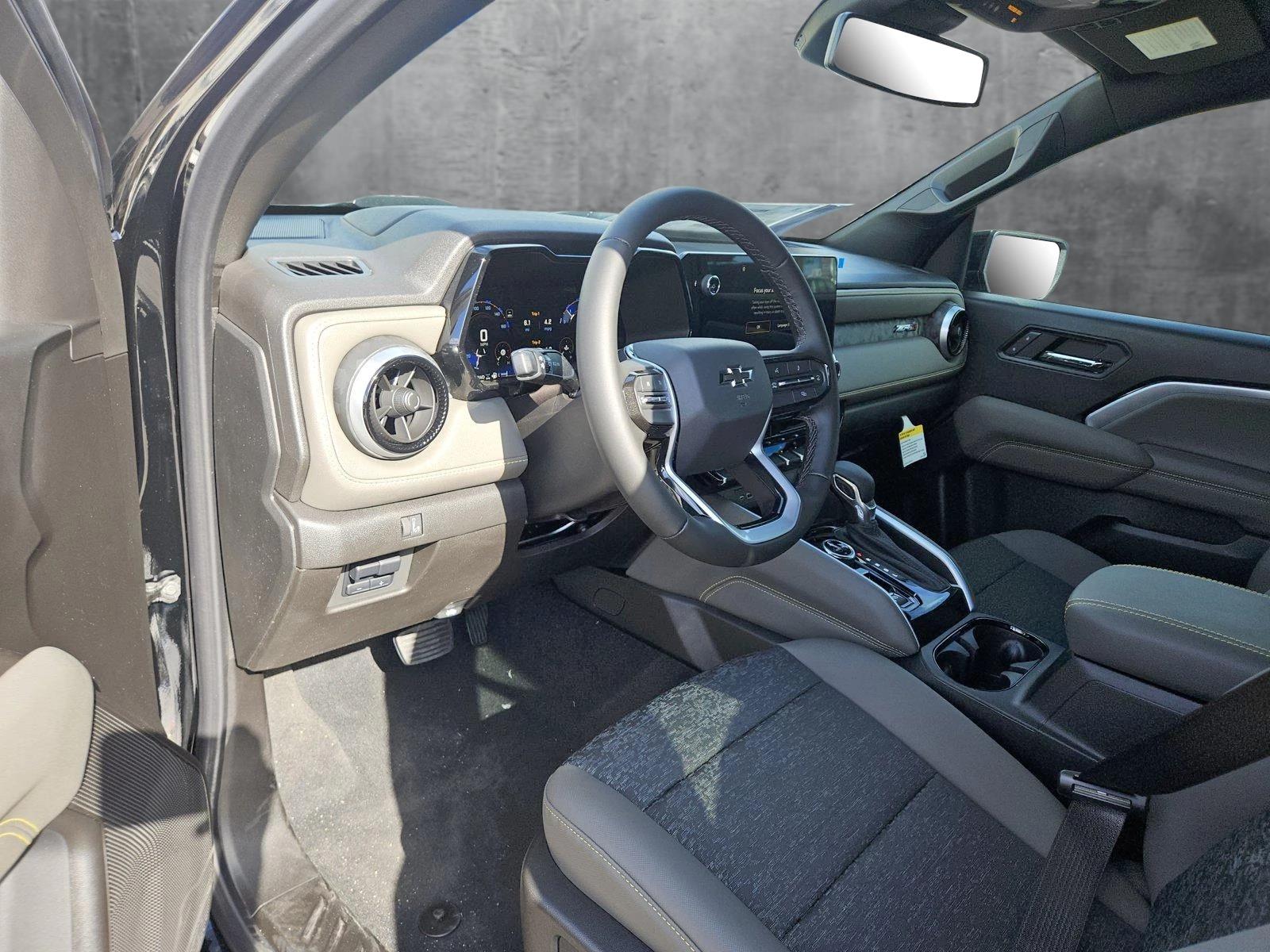 2024 Chevrolet Colorado Vehicle Photo in NORTH RICHLAND HILLS, TX 76180-7199