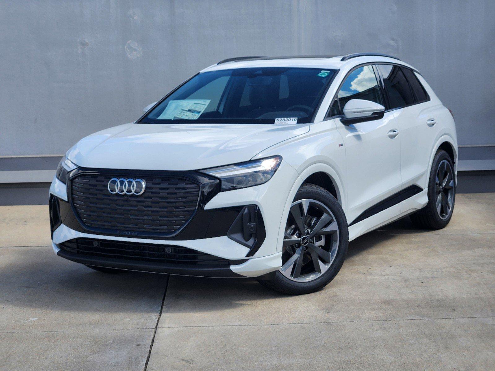 2024 Audi Q4 e-tron Vehicle Photo in SUGAR LAND, TX 77478