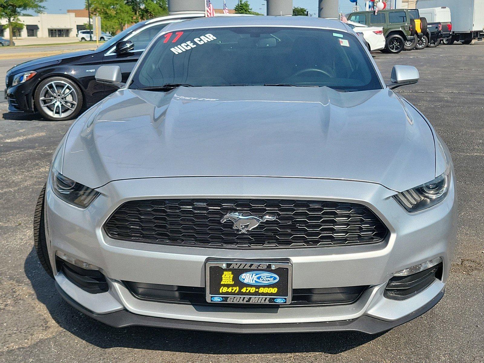 2017 Ford Mustang Vehicle Photo in Saint Charles, IL 60174