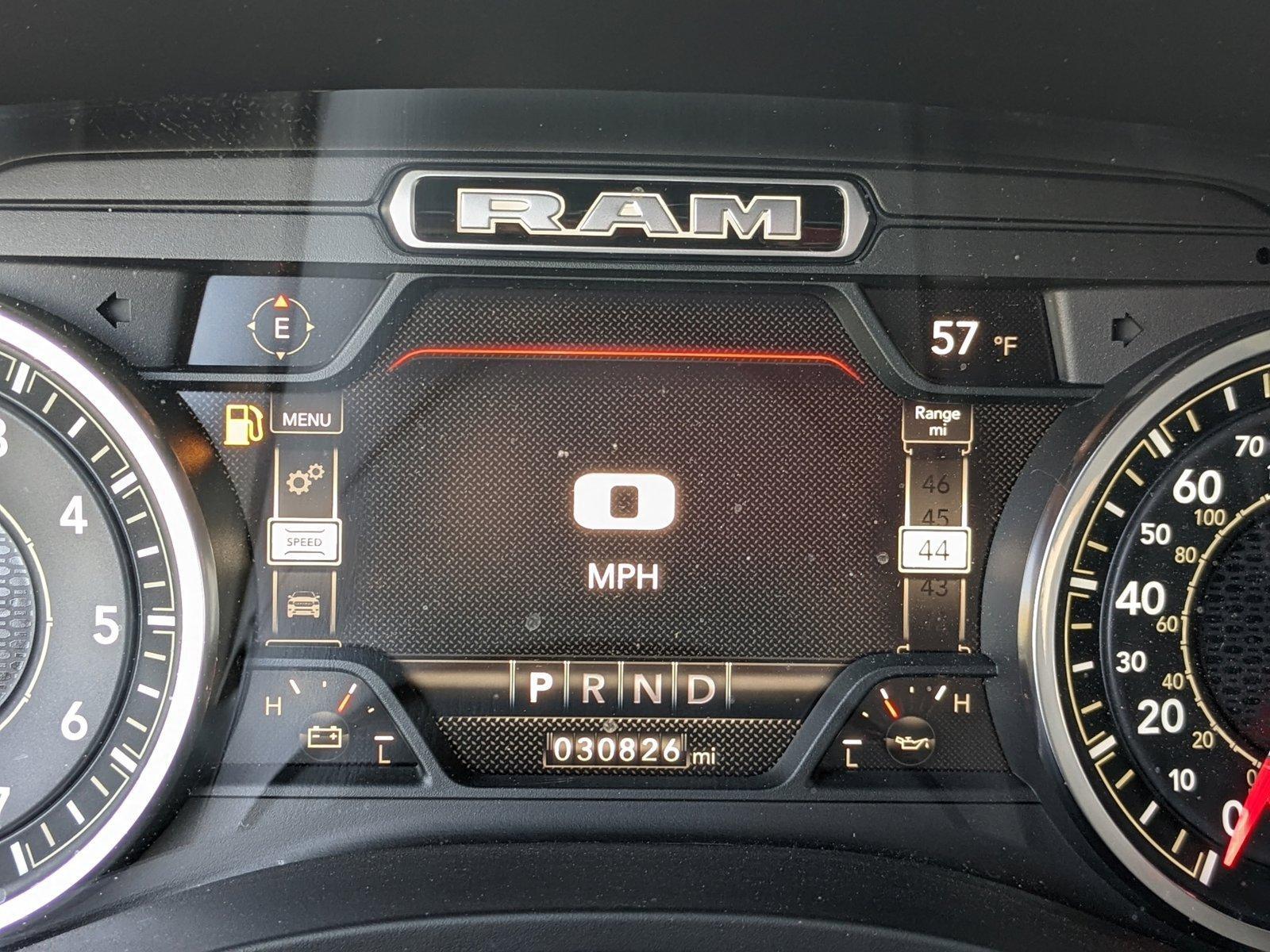 2021 Ram 1500 Vehicle Photo in VALENCIA, CA 91355-1705