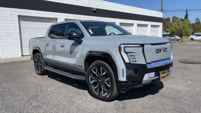 2024 GMC Sierra EV Vehicle Photo in TURLOCK, CA 95380-4918