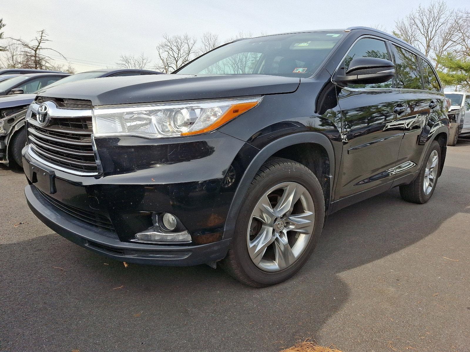 2015 Toyota Highlander Vehicle Photo in BETHLEHEM, PA 18017-9401