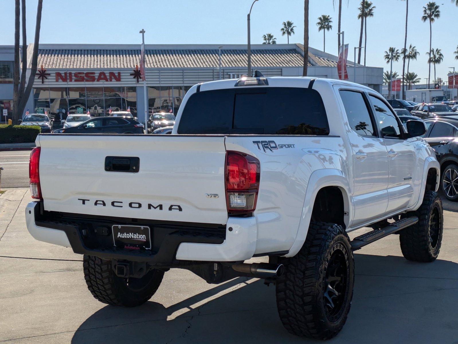 2019 Toyota Tacoma 2WD Vehicle Photo in Tustin, CA 92782