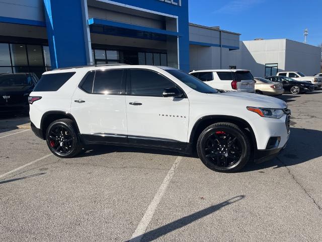 Used 2020 Chevrolet Traverse Premier with VIN 1GNEVKKW2LJ160858 for sale in Kansas City