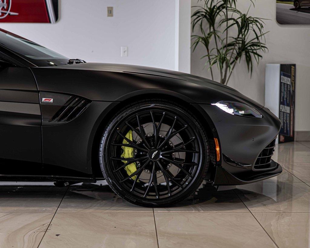 2023 Aston Martin Vantage Vehicle Photo in Plainfield, IL 60586