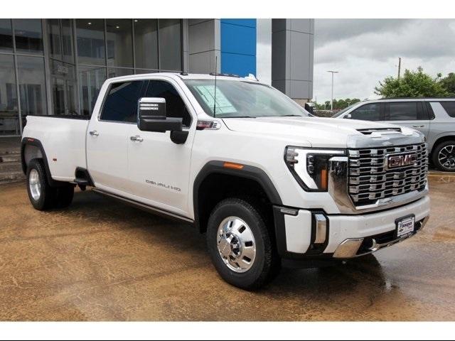 2024 GMC Sierra 3500HD Vehicle Photo in ROSENBERG, TX 77471-5675