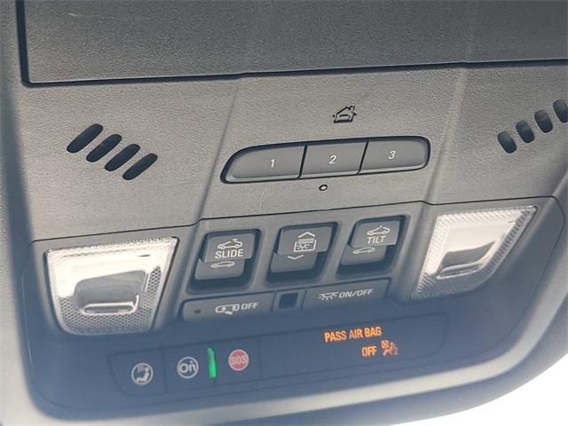 2023 Buick Enclave Vehicle Photo in GRAND BLANC, MI 48439-8139