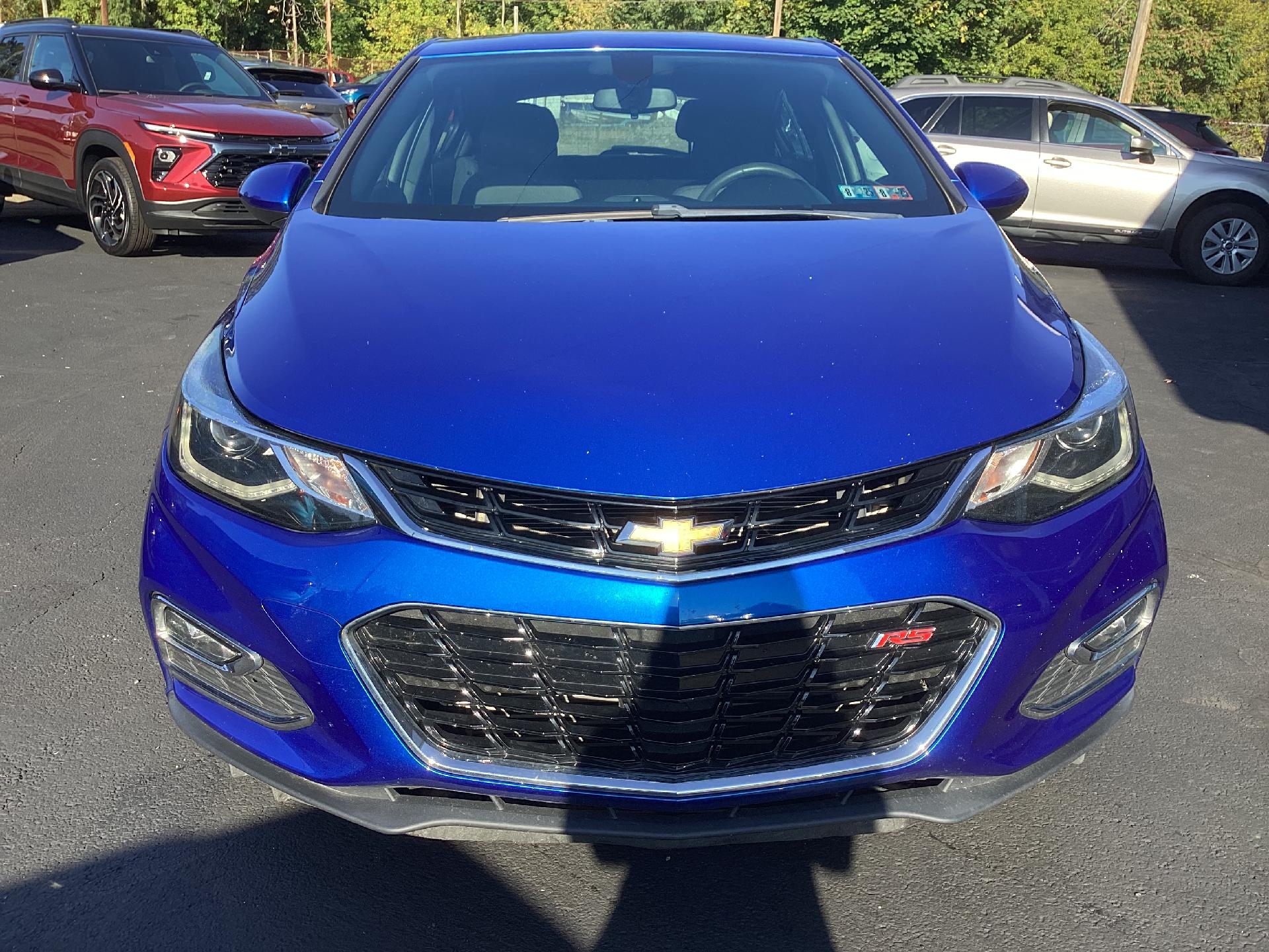 Used 2017 Chevrolet Cruze LT with VIN 3G1BE6SM5HS535142 for sale in Vandergrift, PA