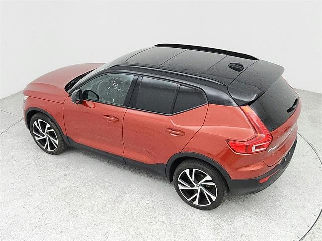 2022 Volvo XC40 Vehicle Photo in Grapevine, TX 76051