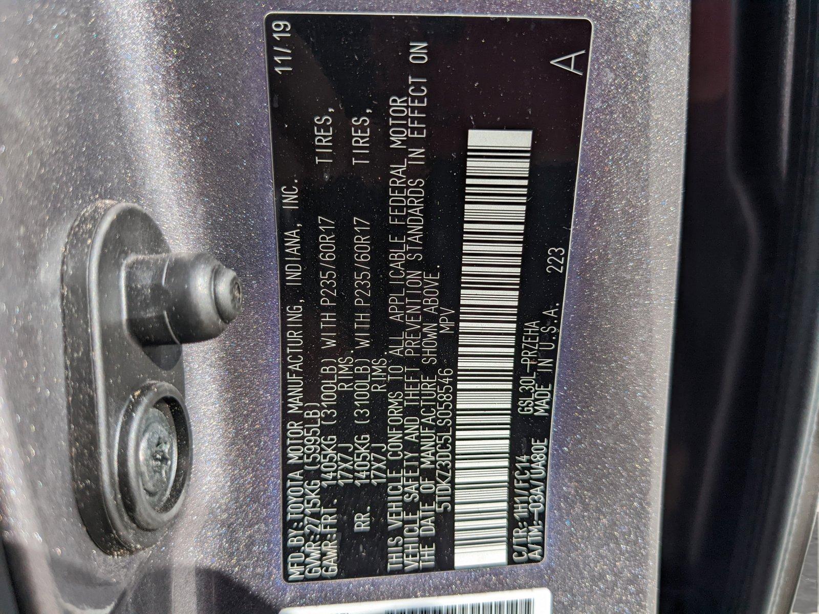 2020 Toyota Sienna Vehicle Photo in Davie, FL 33331