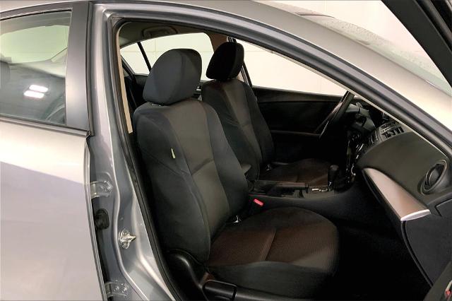 2013 Mazda Mazda3 Vehicle Photo in Lees Summit, MO 64086