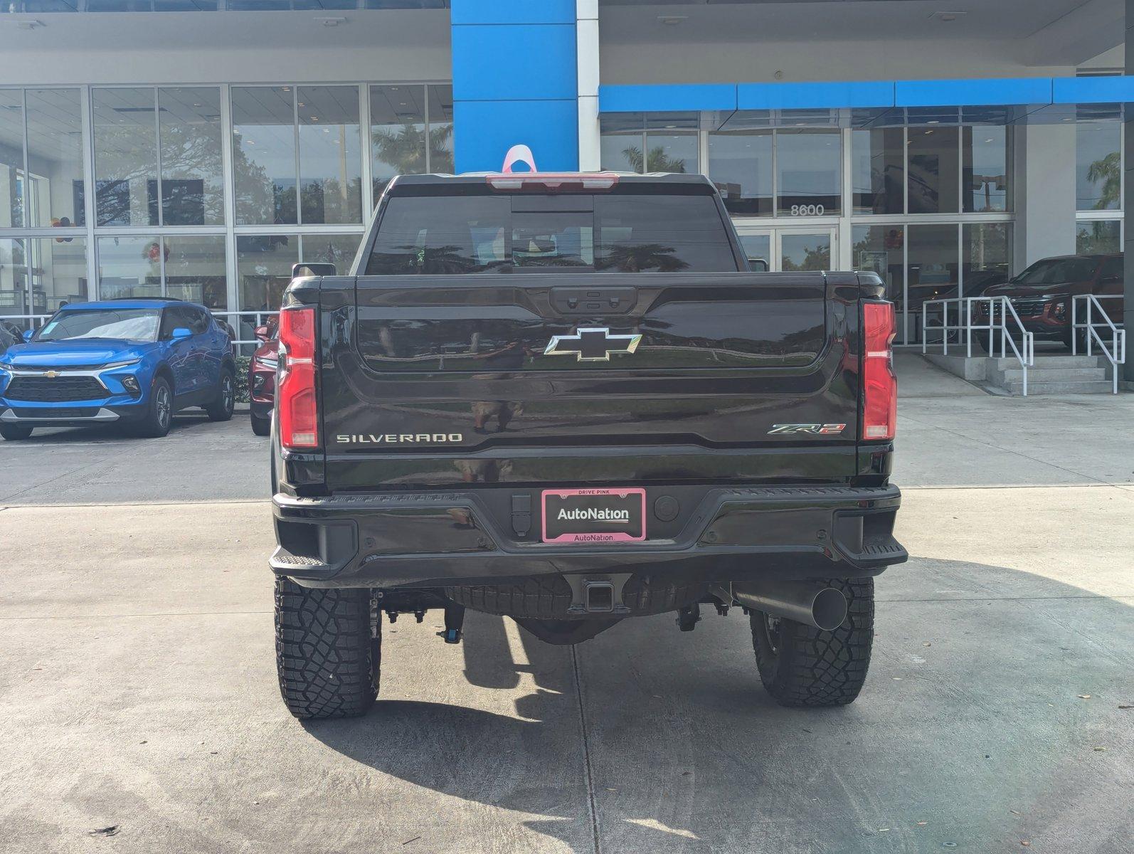 2025 Chevrolet Silverado 2500 HD Vehicle Photo in PEMBROKE PINES, FL 33024-6534