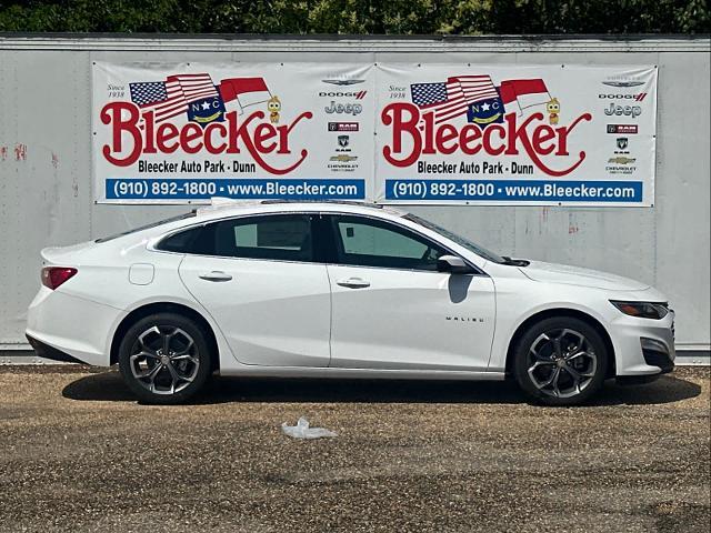 2024 Chevrolet Malibu Vehicle Photo in DUNN, NC 28334-8900