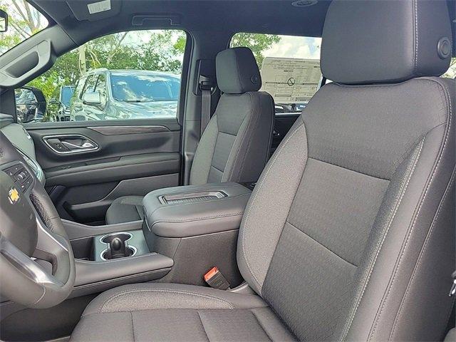 2024 Chevrolet Suburban Vehicle Photo in SUNRISE, FL 33323-3202