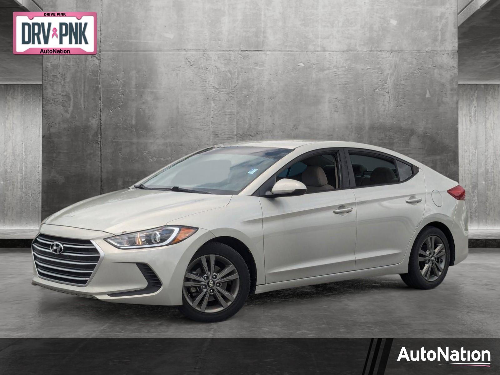 2017 Hyundai ELANTRA Vehicle Photo in St. Petersburg, FL 33713