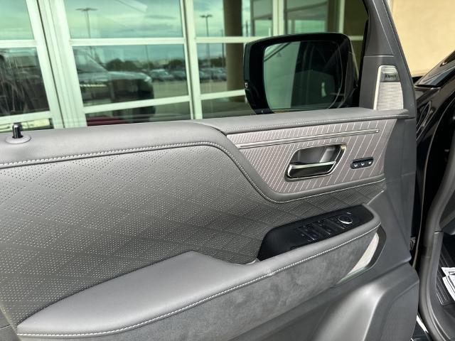 2025 INFINITI QX80 Vehicle Photo in Grapevine, TX 76051