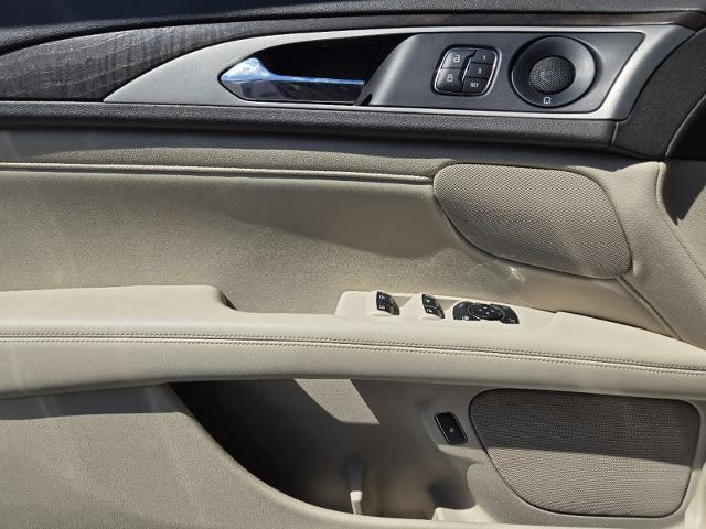 2019 Lincoln MKZ Vehicle Photo in LAWTON, OK 73505