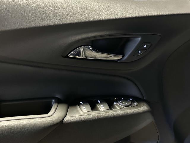 2021 Chevrolet Equinox Vehicle Photo in DOUGLASTON, NY 11362-1062