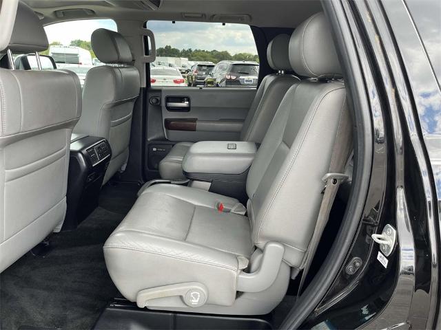 2014 Toyota Sequoia Vehicle Photo in ALCOA, TN 37701-3235