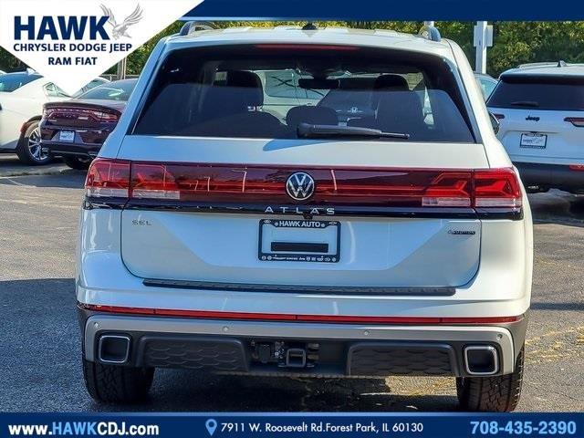 2024 Volkswagen Atlas Vehicle Photo in Saint Charles, IL 60174