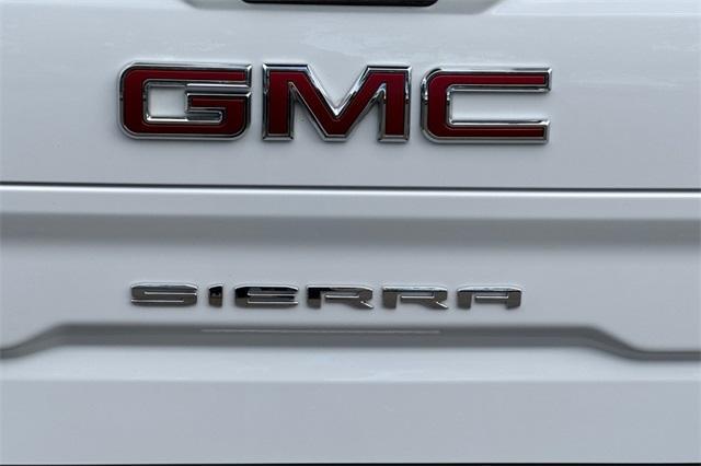 2022 GMC Sierra 1500 Vehicle Photo in ELK GROVE, CA 95757-8703