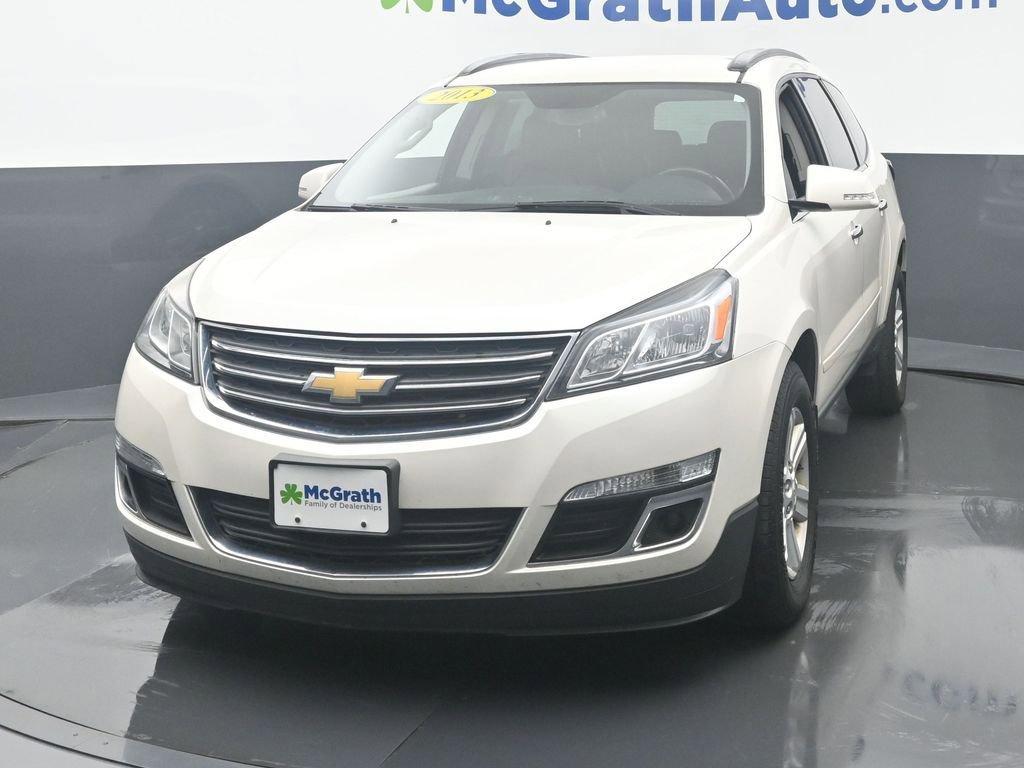 2013 Chevrolet Traverse Vehicle Photo in Cedar Rapids, IA 52402