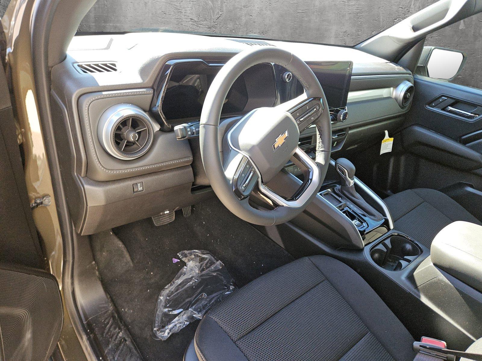 2024 Chevrolet Colorado Vehicle Photo in NORTH RICHLAND HILLS, TX 76180-7199