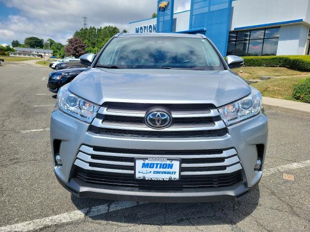 Used 2019 Toyota Highlander XLE with VIN 5TDJZRFHXKS622097 for sale in Mount Olive, NJ