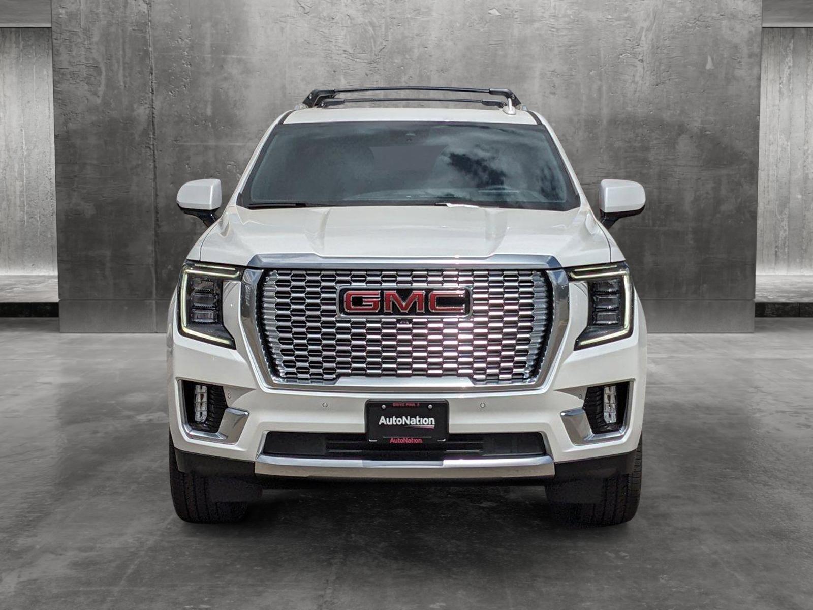 2024 GMC Yukon Vehicle Photo in LONE TREE, CO 80124-2750